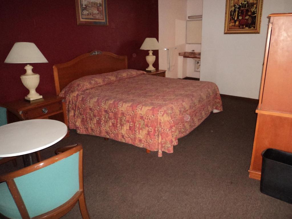 סיודאד חוארס Hotel Monaco מראה חיצוני תמונה